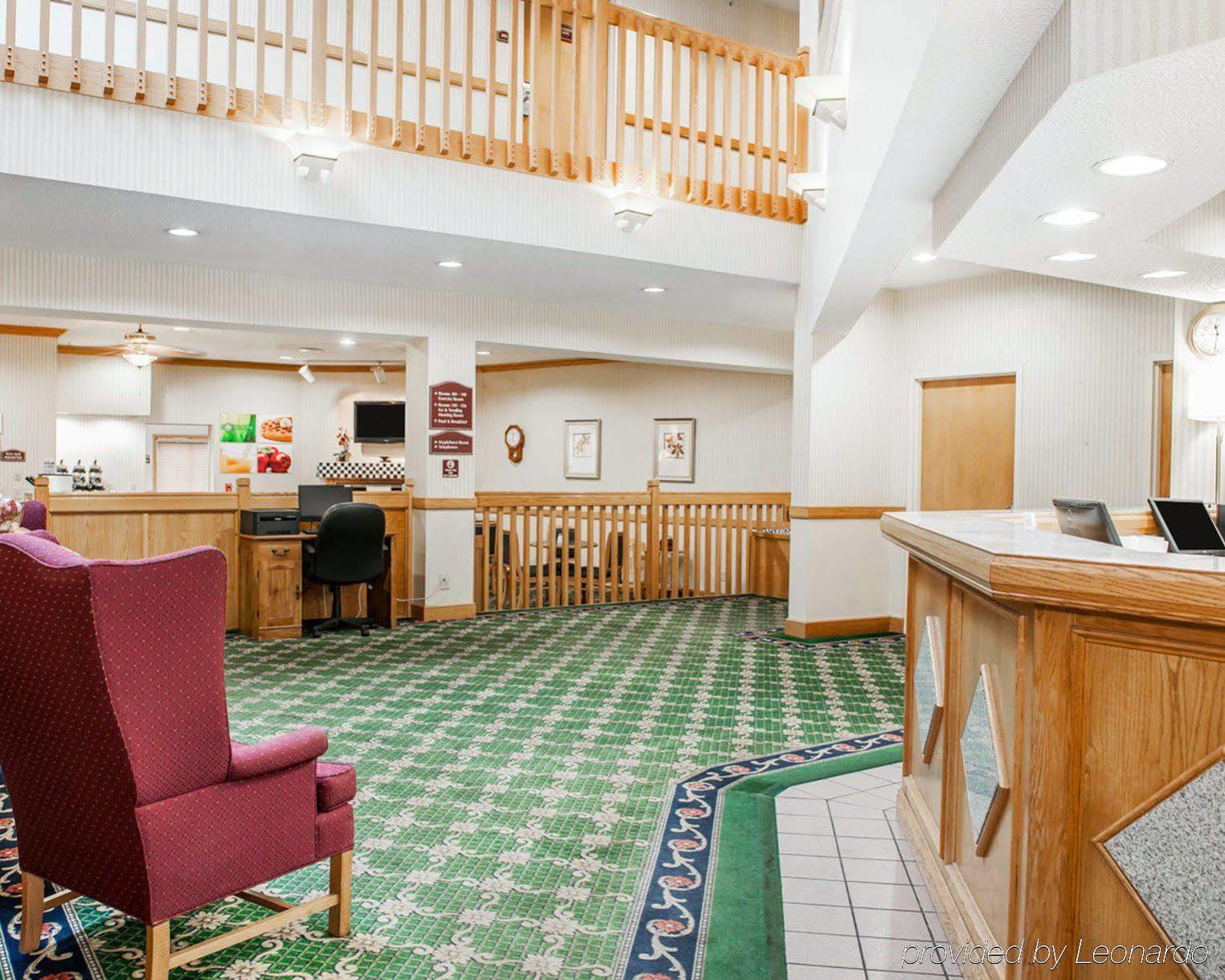 Quality Inn & Suites Brownsburg - Indianapolis West Ngoại thất bức ảnh